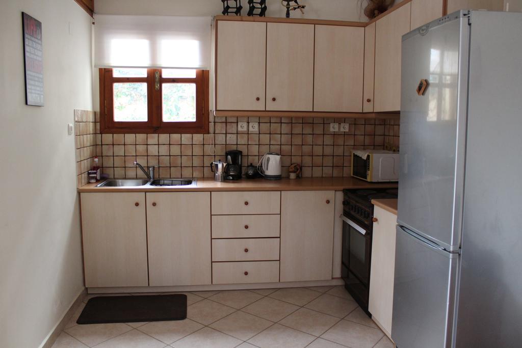 Felia Villa Stavrós Екстериор снимка